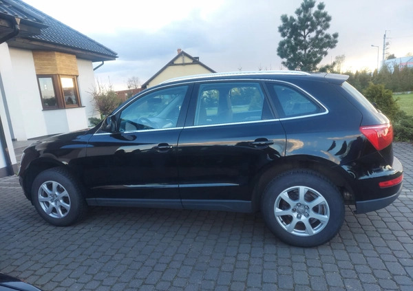 Audi Q5 cena 49900 przebieg: 205870, rok produkcji 2011 z Trzcianka małe 121